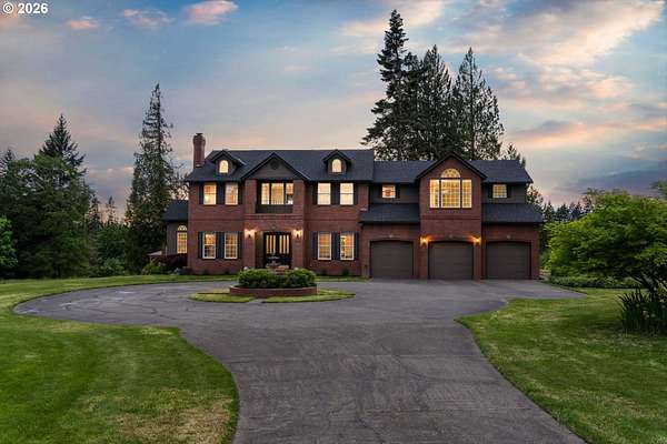 10 Acres of Land with Home for Sale in Ridgefield, Washington