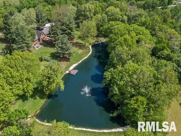 13 Acres of Recreational Land with Home for Sale in Springfield, Illinois