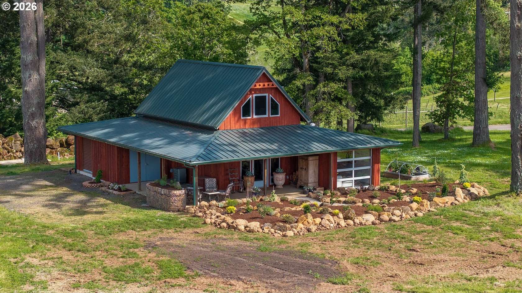 9.85 Acres of Land with Home for Sale in Amity, Oregon