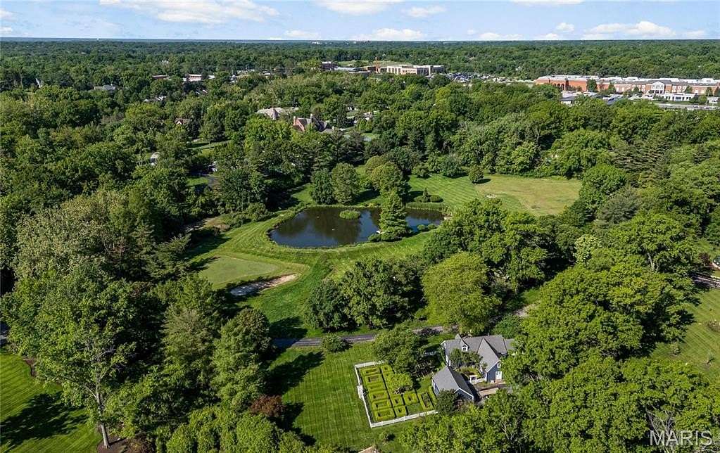 10.8 Acres of Land for Sale in Ladue, Missouri