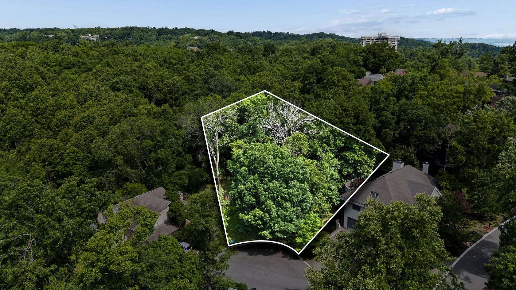 0.34 Acres of Residential Land for Sale in Nashville, Tennessee