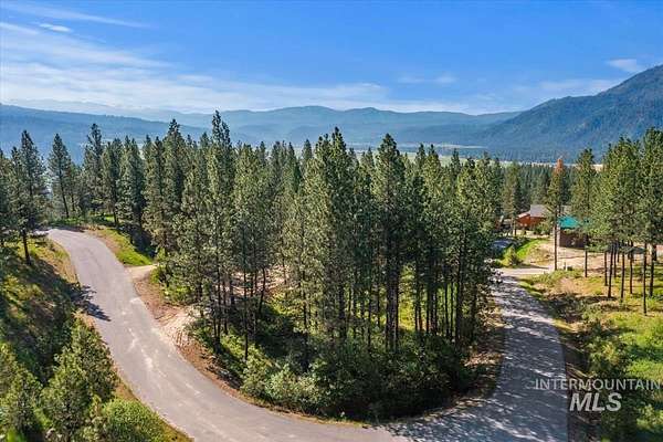 2 Acres of Residential Land for Sale in Garden Valley, Idaho