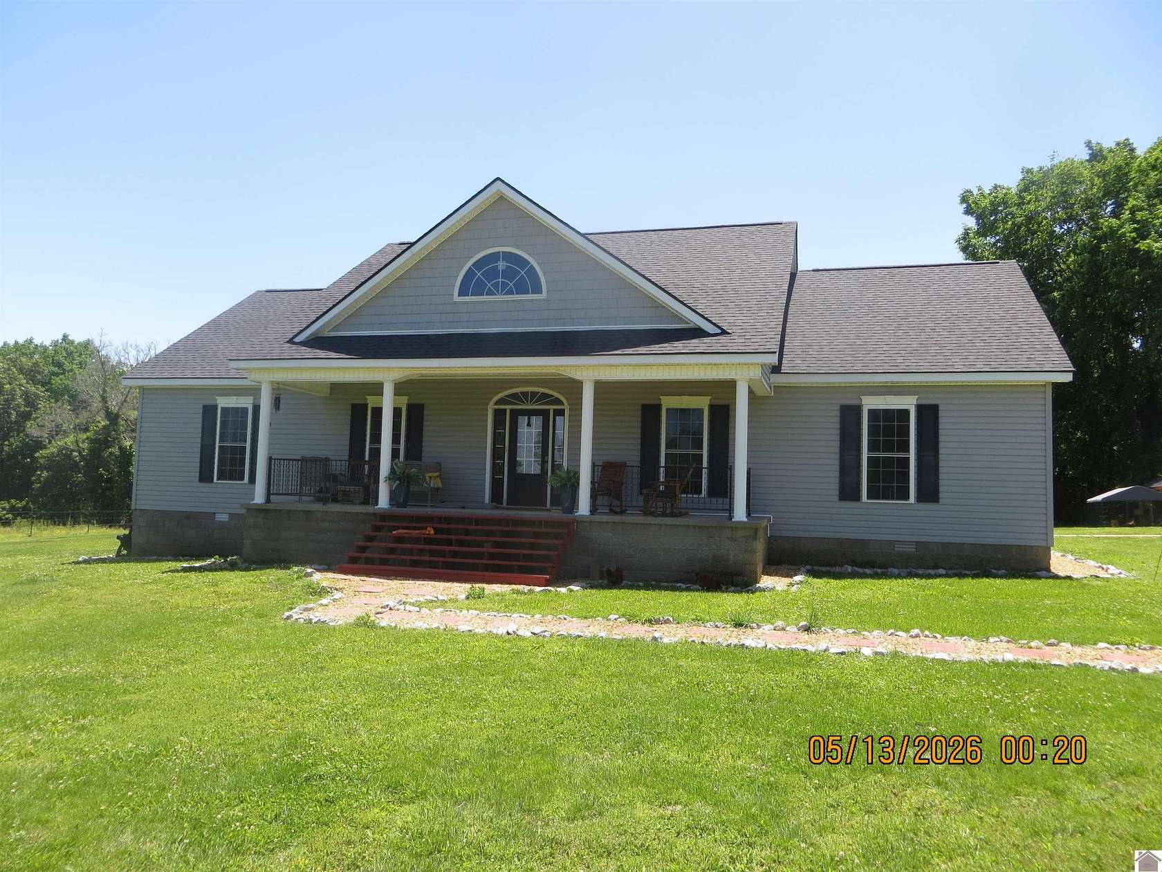 10 Acres of Land with Home for Sale in Wickliffe, Kentucky