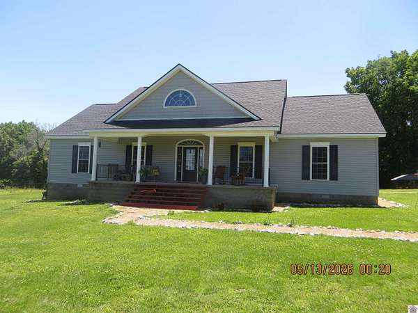10 Acres of Land with Home for Sale in Wickliffe, Kentucky
