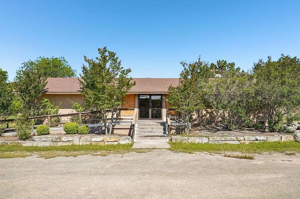 11.2 Acres of Mixed-Use Land for Lease in Kerrville, Texas