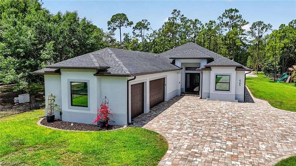 1.58 Acres of Land with Home for Sale in Naples, Florida