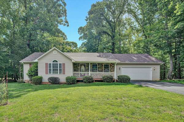 1.68 Acres of Land with Home for Sale in Hardy, Virginia