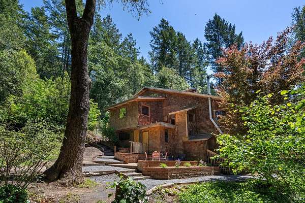 7.8 Acres of Land with Home for Sale in Sebastopol, California