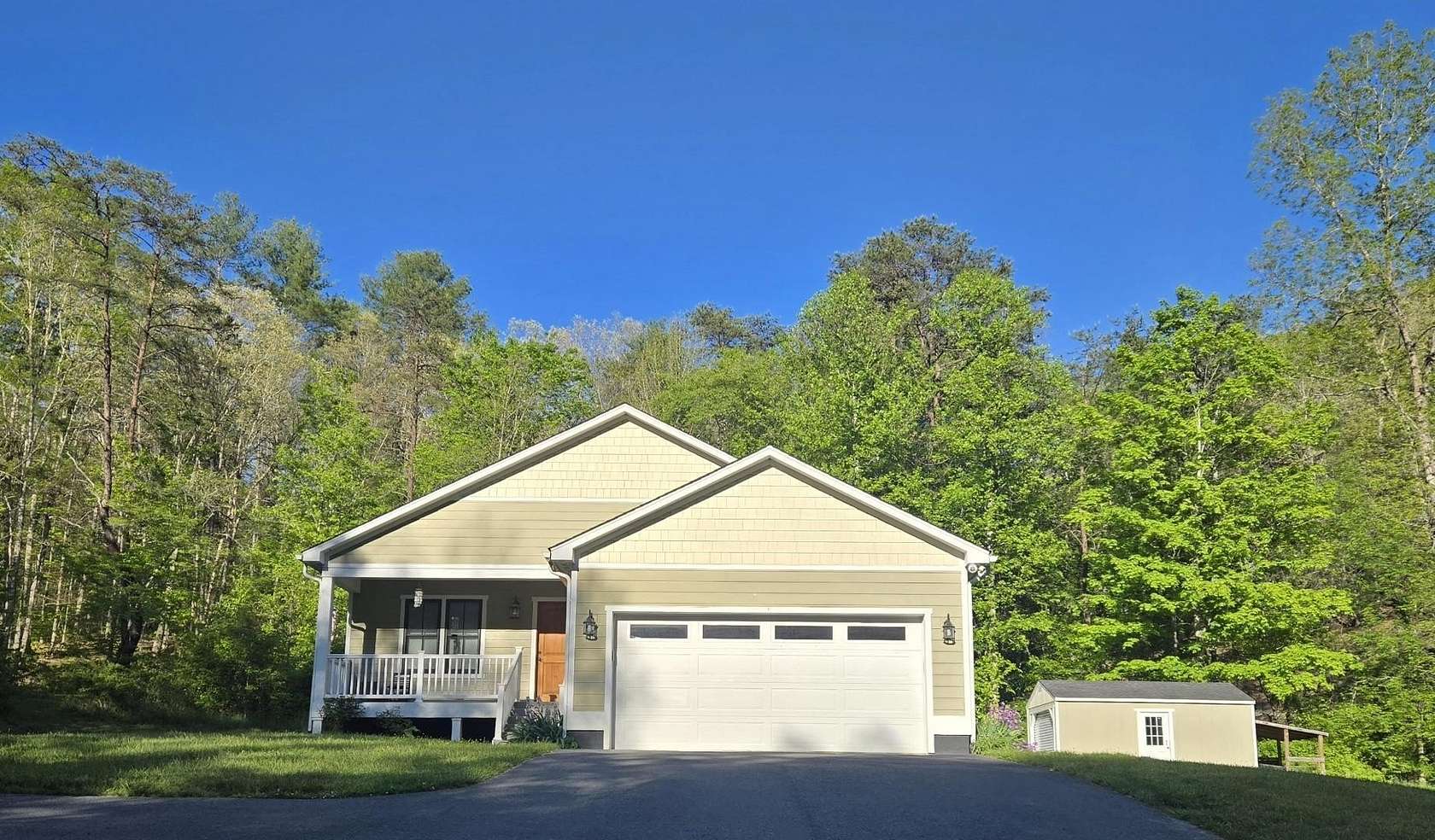 26 Acres of Recreational Land with Home for Sale in Caldwell, West Virginia