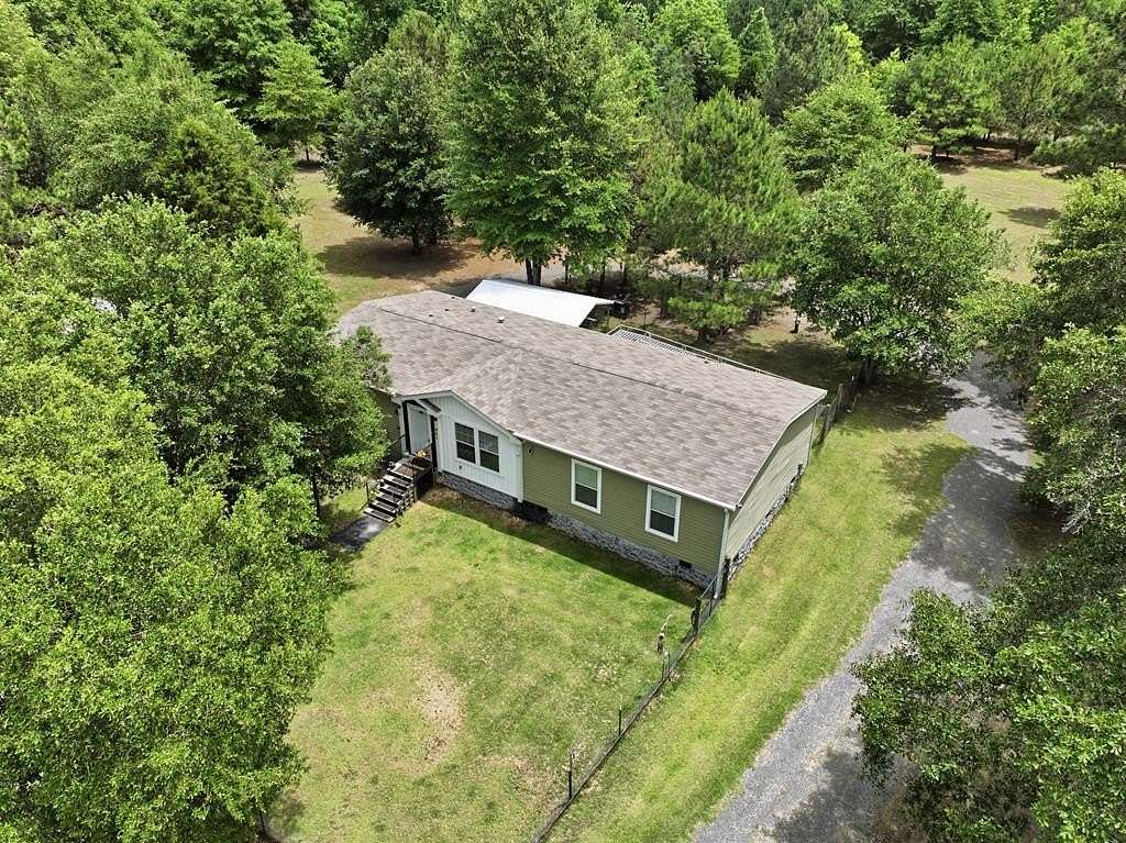 21.6 Acres of Recreational Land with Home for Sale in Oakfield, Georgia
