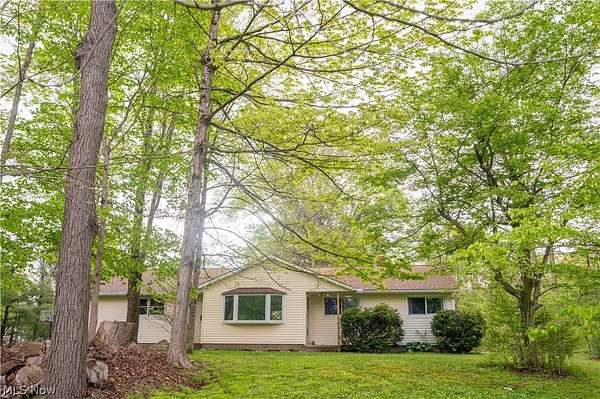 1.5 Acres of Land with Home for Sale in Chagrin Falls, Ohio