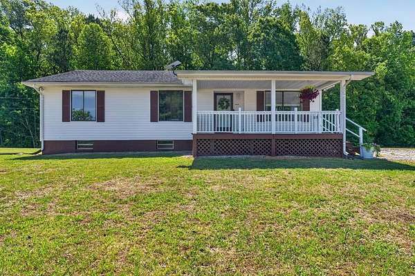 6 Acres of Land with Home for Sale in Blackstone, Virginia