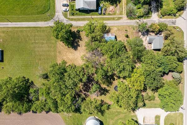 2 Acres of Land with Home for Sale in Bellflower, Illinois