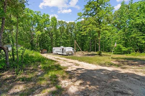 6 Acres of Residential Land for Sale in Summerville, Georgia
