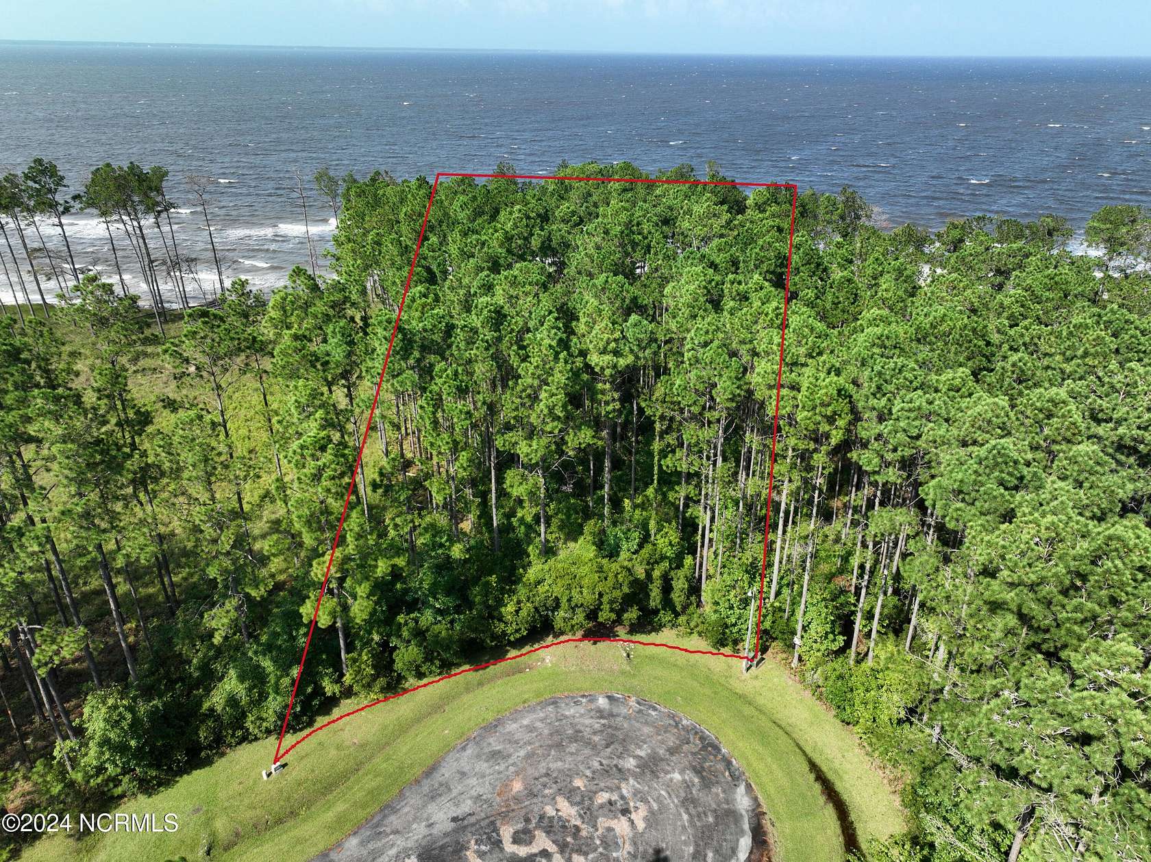 1.22 Acres of Residential Land for Sale in Beaufort Township, North Carolina