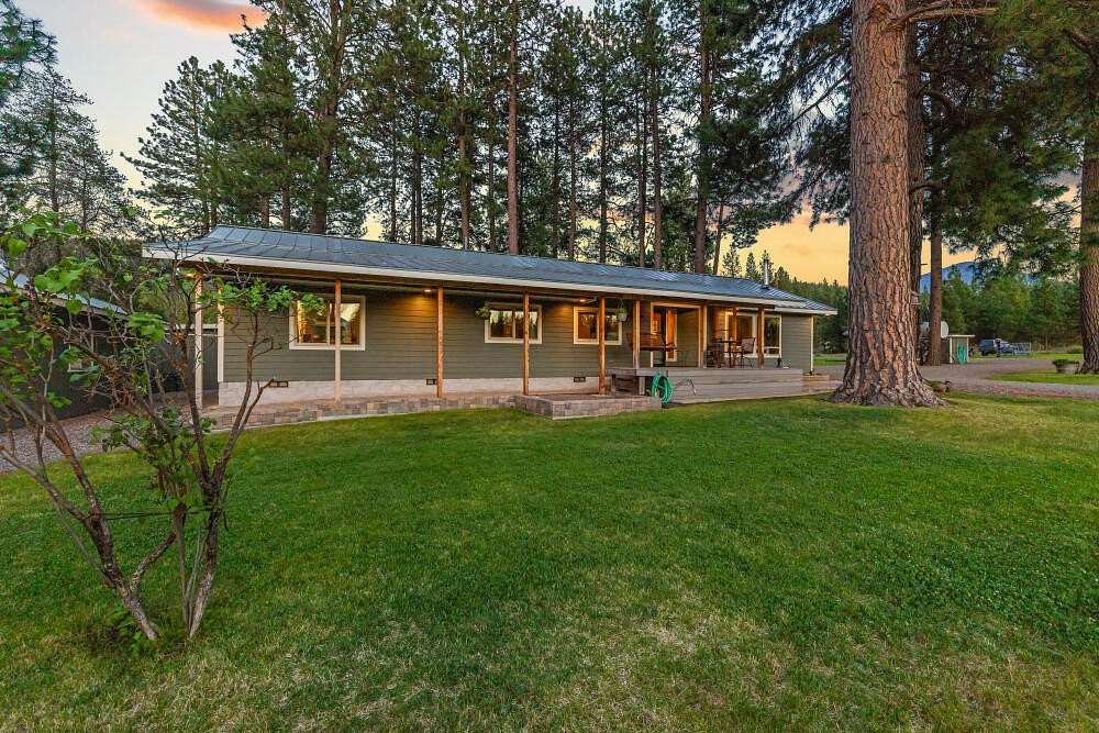 6.84 Acres of Land with Home for Sale in Klamath Falls, Oregon