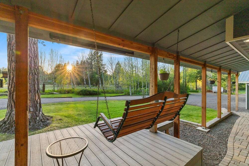 6.84 Acres of Land with Home for Sale in Klamath Falls, Oregon