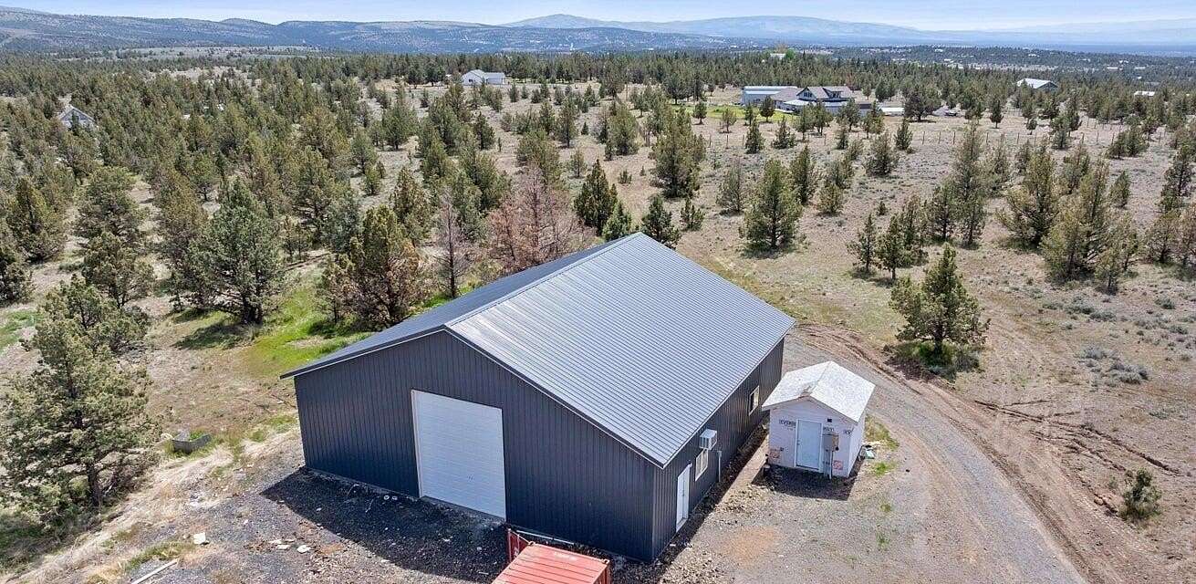 5 Acres of Land for Sale in Prineville, Oregon