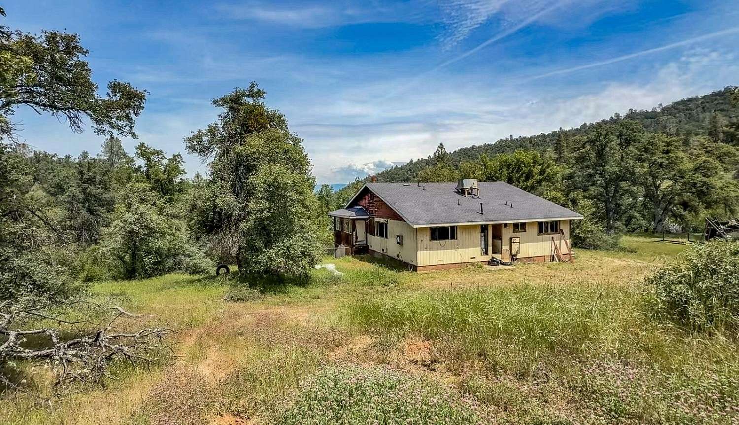 5 Acres of Land with Home for Sale in Mariposa, California