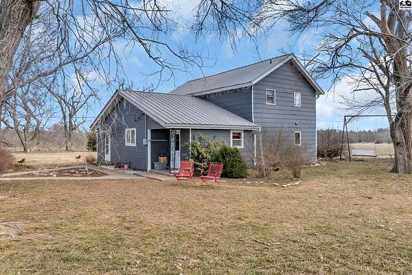 7 Acres of Land with Home for Sale in Moundridge, Kansas