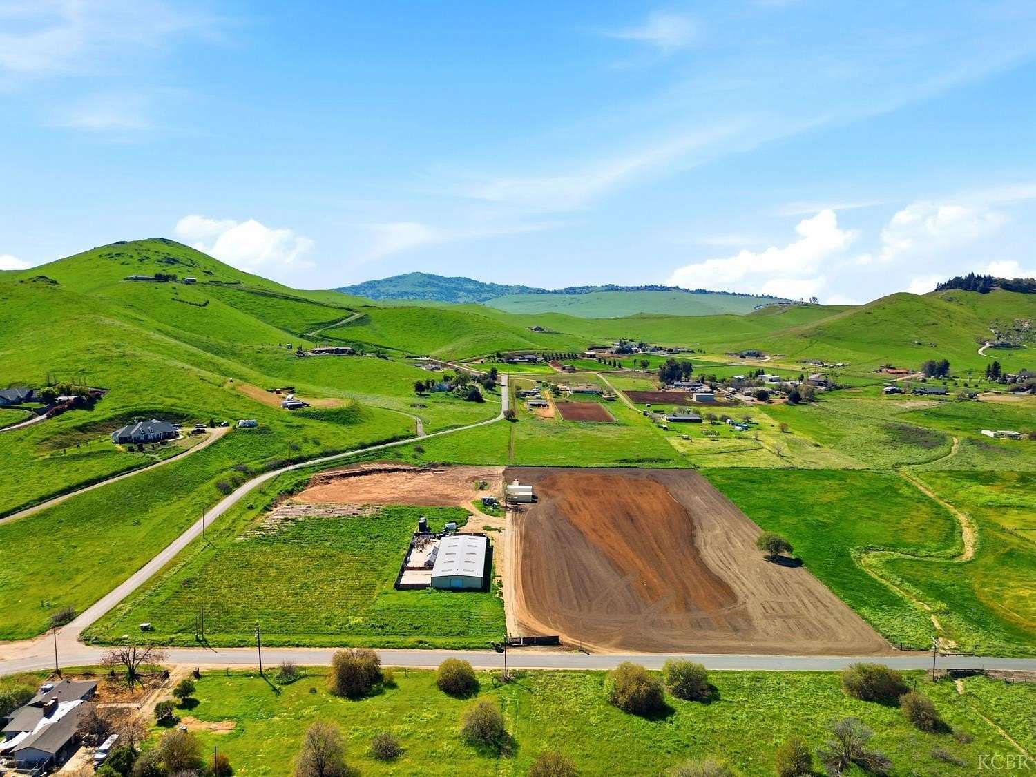 5 Acres of Residential Land for Sale in Exeter, California