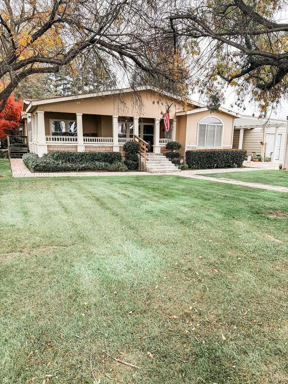 2.5 Acres of Land with Home for Sale in Hanford, California