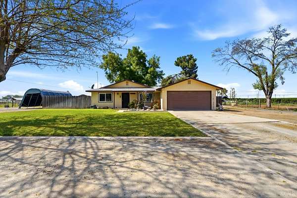 4.79 Acres of Land with Home for Sale in Porterville, California