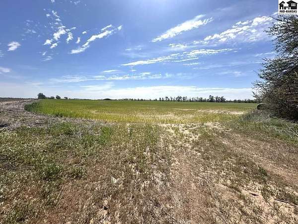 39.9 Acres of Land for Sale in Sterling, Kansas
