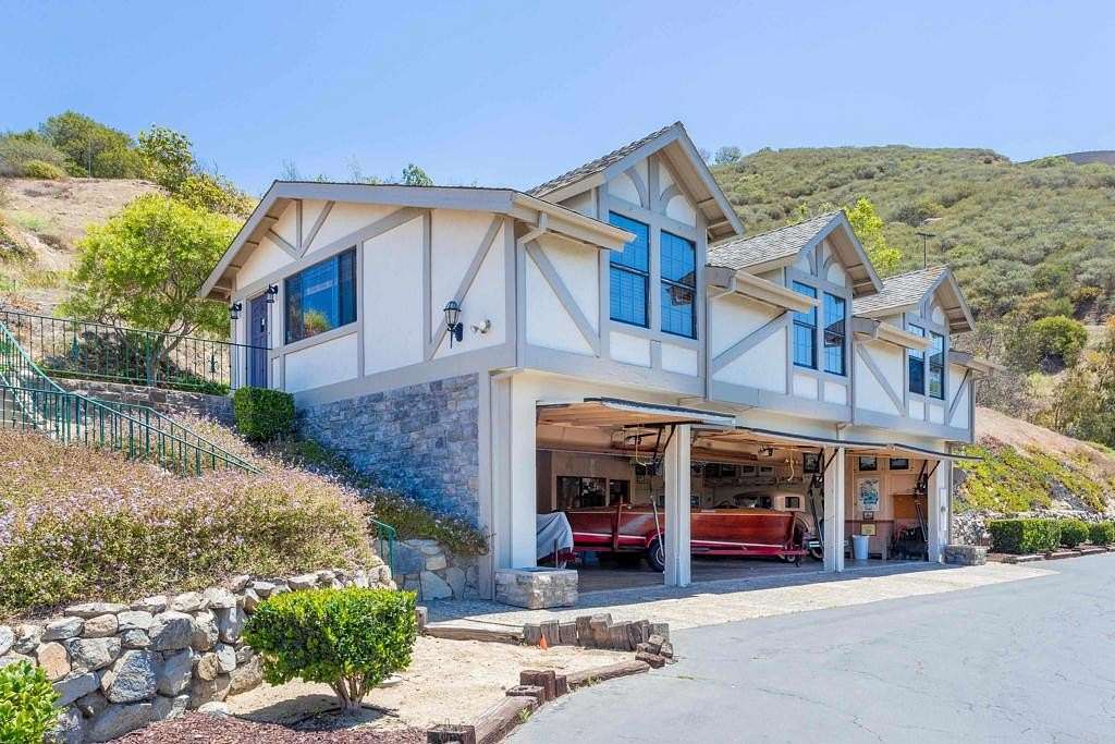 4.12 Acres of Land with Home for Sale in Fallbrook, California