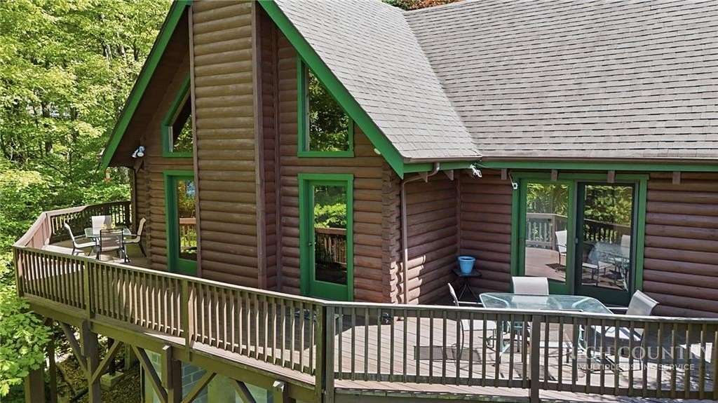 2.88 Acres of Land with Home for Sale in Boone, North Carolina