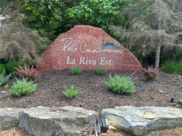 0.4 Acres of Residential Land for Sale in Sunrise Beach, Missouri