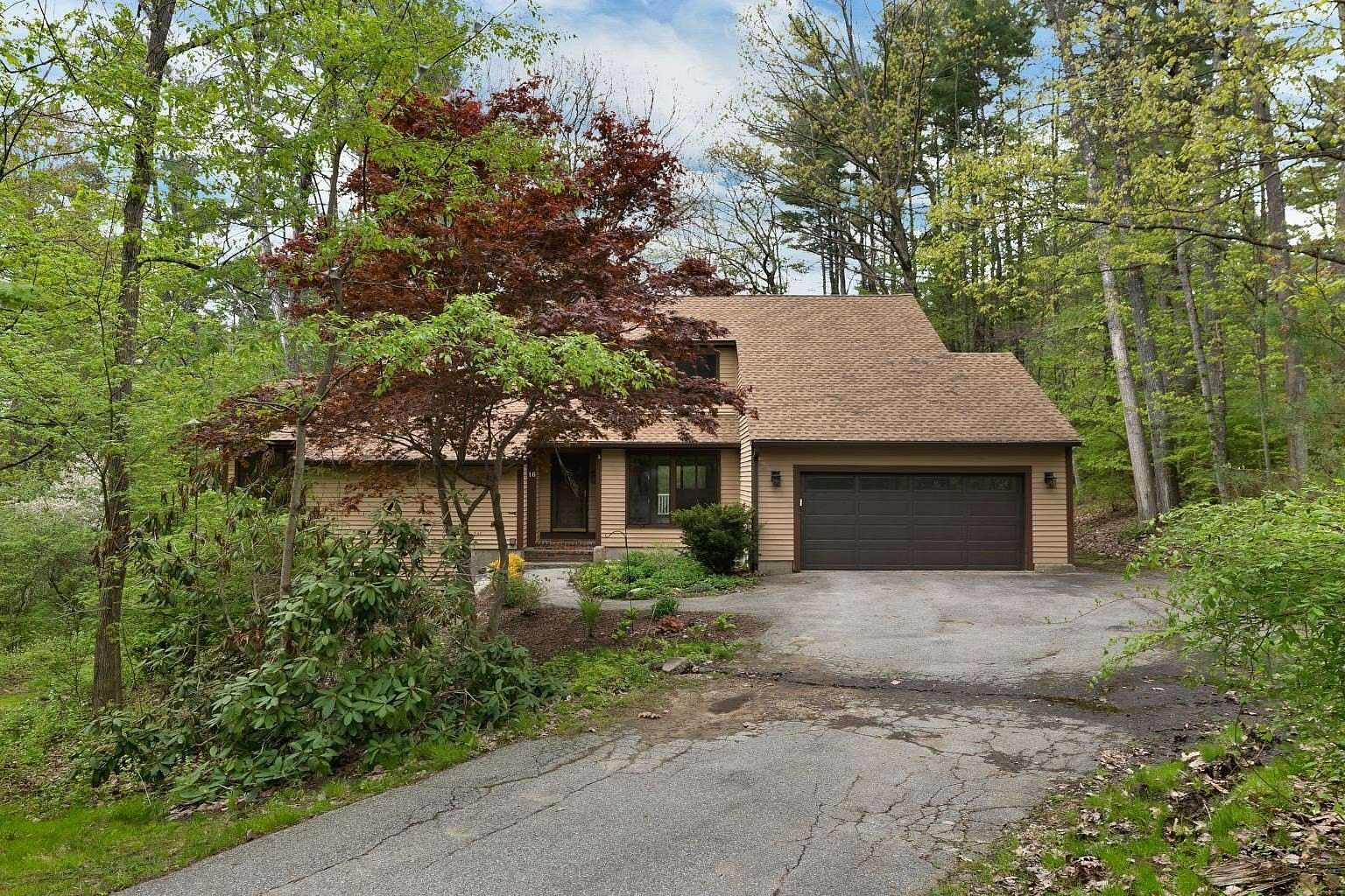 1.56 Acres of Land with Home for Sale in Amherst, New Hampshire