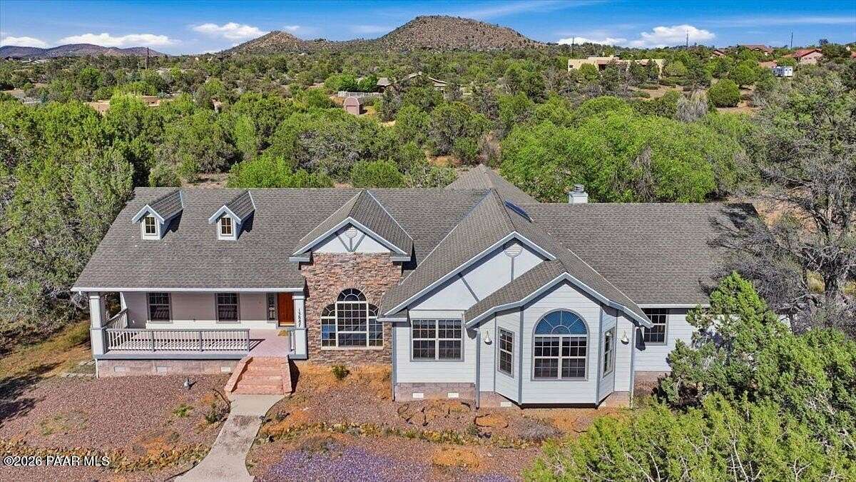 2.1 Acres of Land with Home for Sale in Prescott, Arizona