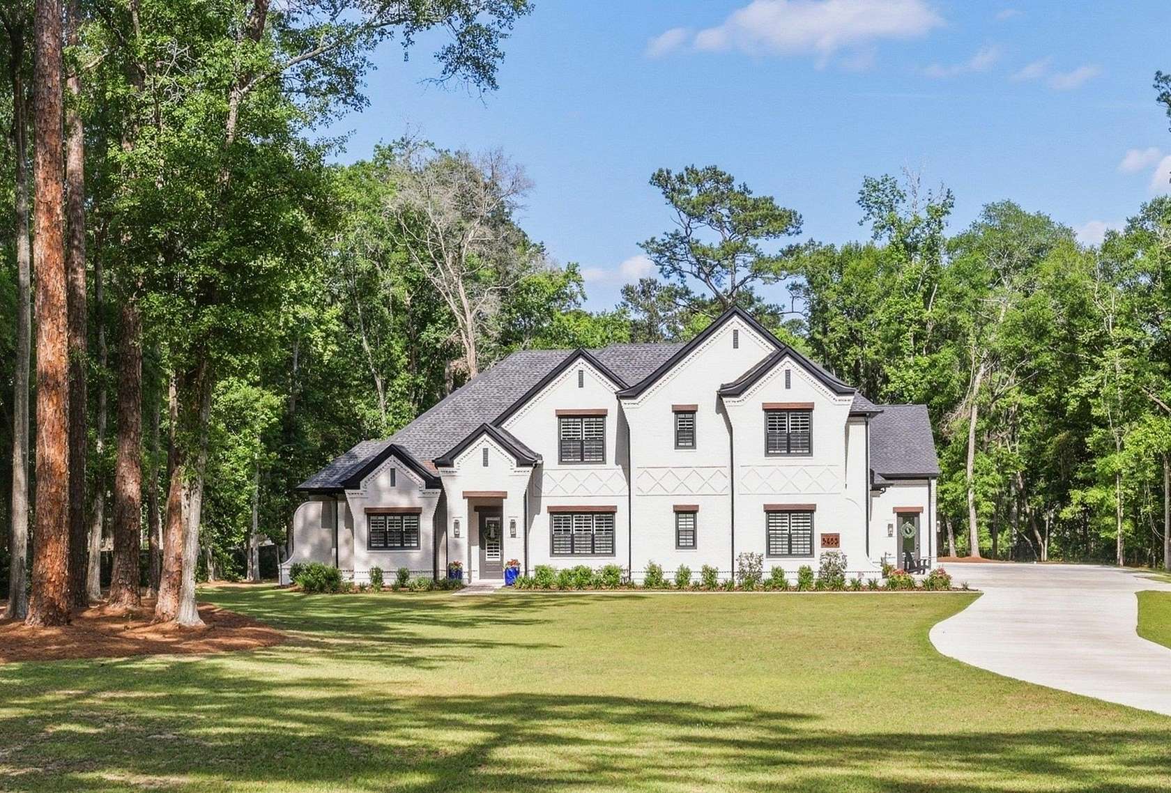 2.14 Acres of Land with Home for Sale in Tallahassee, Florida