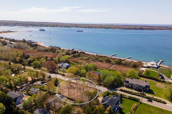 0.25 Acres of Residential Land for Sale in Oak Bluffs, Massachusetts