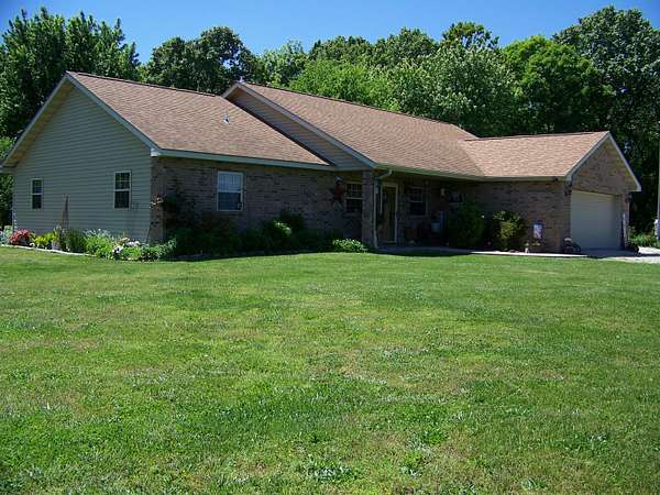 12 Acres of Land with Home for Sale in Mountain Grove, Missouri