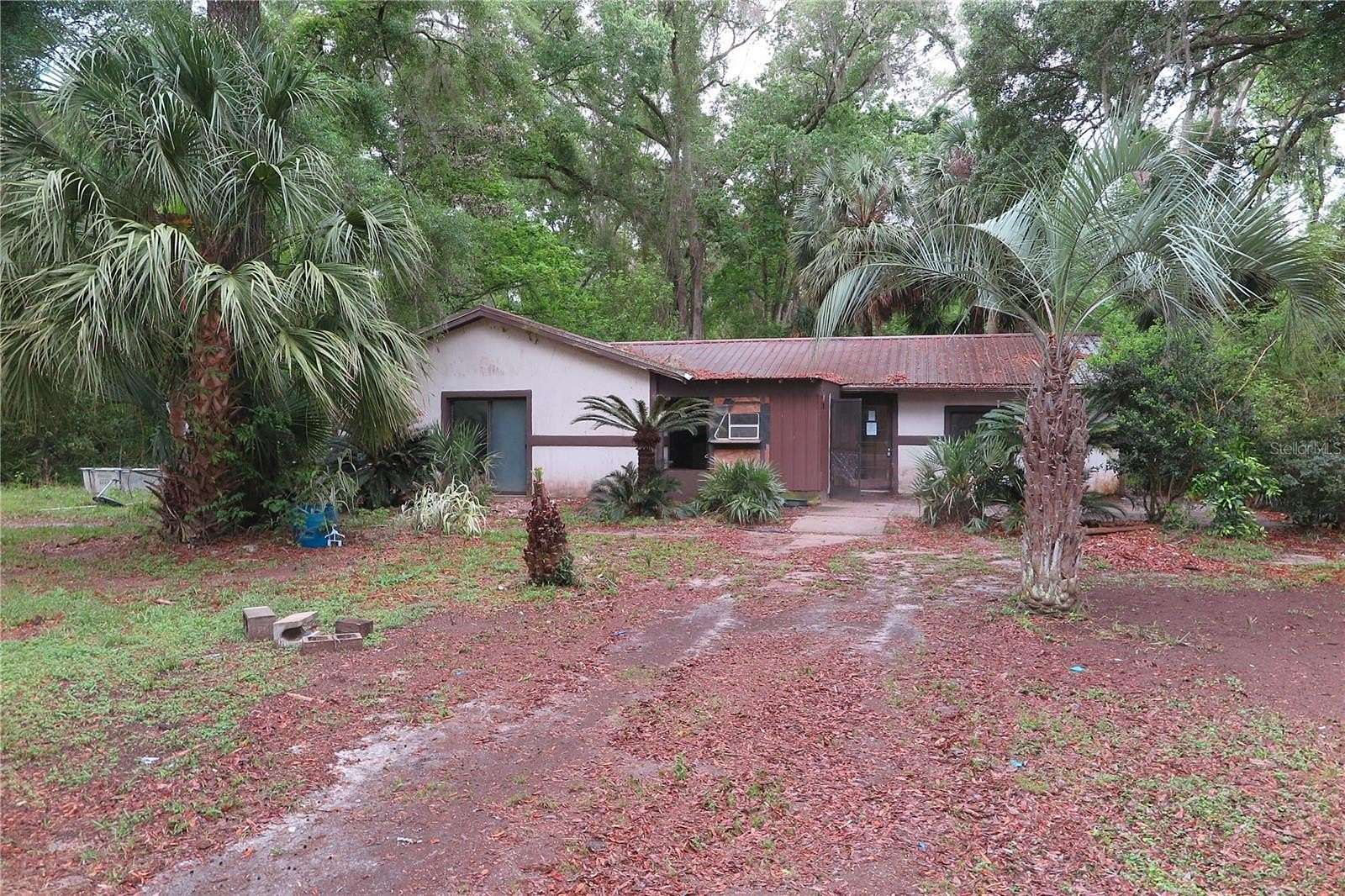 5 Acres of Land with Home for Sale in Old Town, Florida