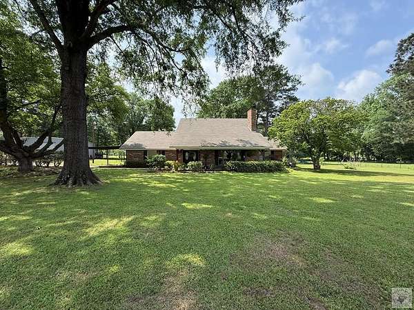 1.9 Acres of Land with Home for Sale in Northampton, Pennsylvania