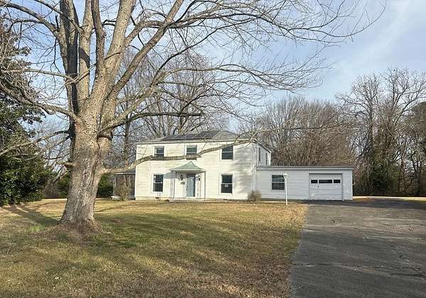 1.5 Acres of Land with Home for Sale in Greenville, Kentucky