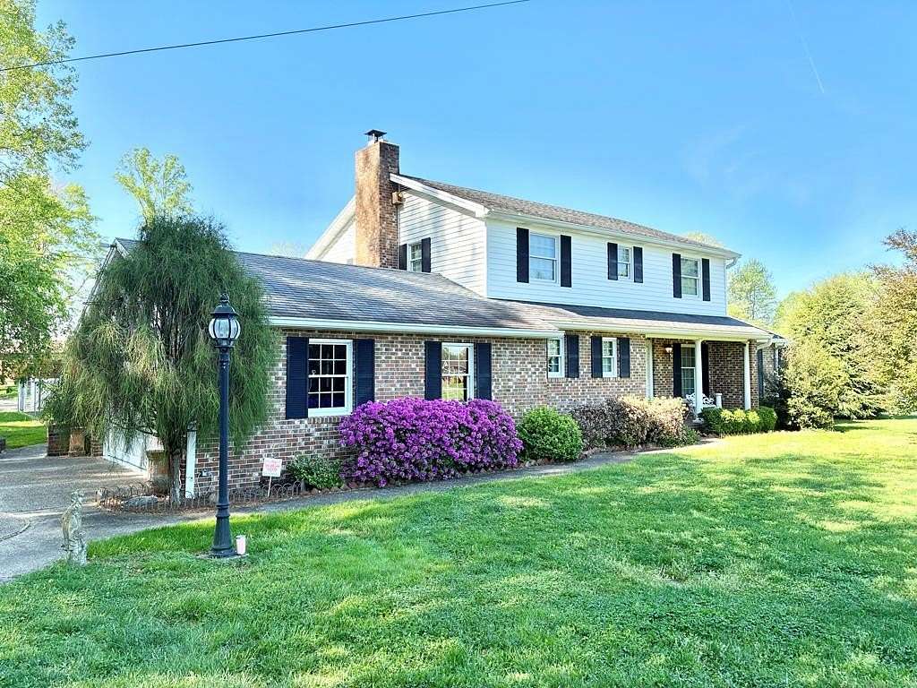 2 Acres of Land with Home for Sale in South Shore, Kentucky