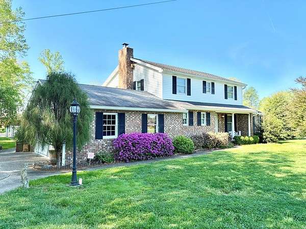 2 Acres of Land with Home for Sale in South Shore, Kentucky