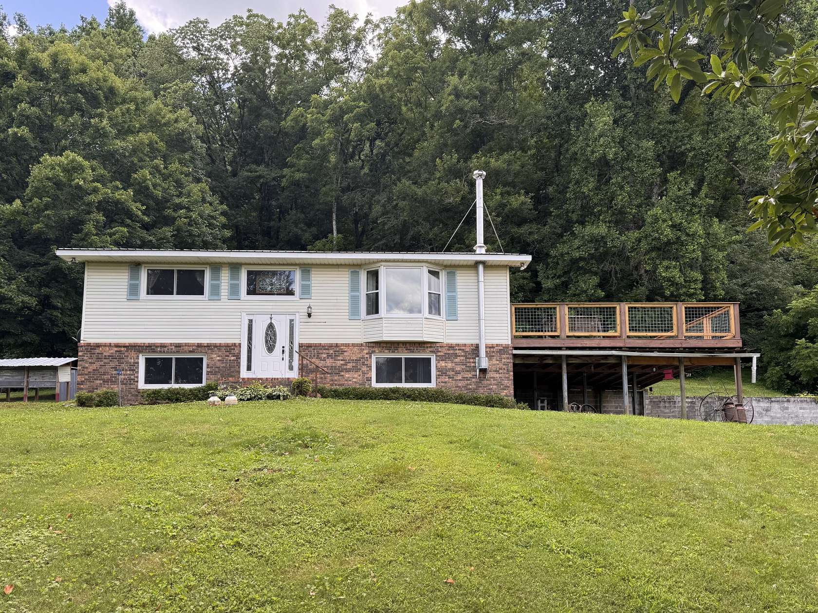 14 Acres of Land with Home for Sale in Fayetteville, Tennessee