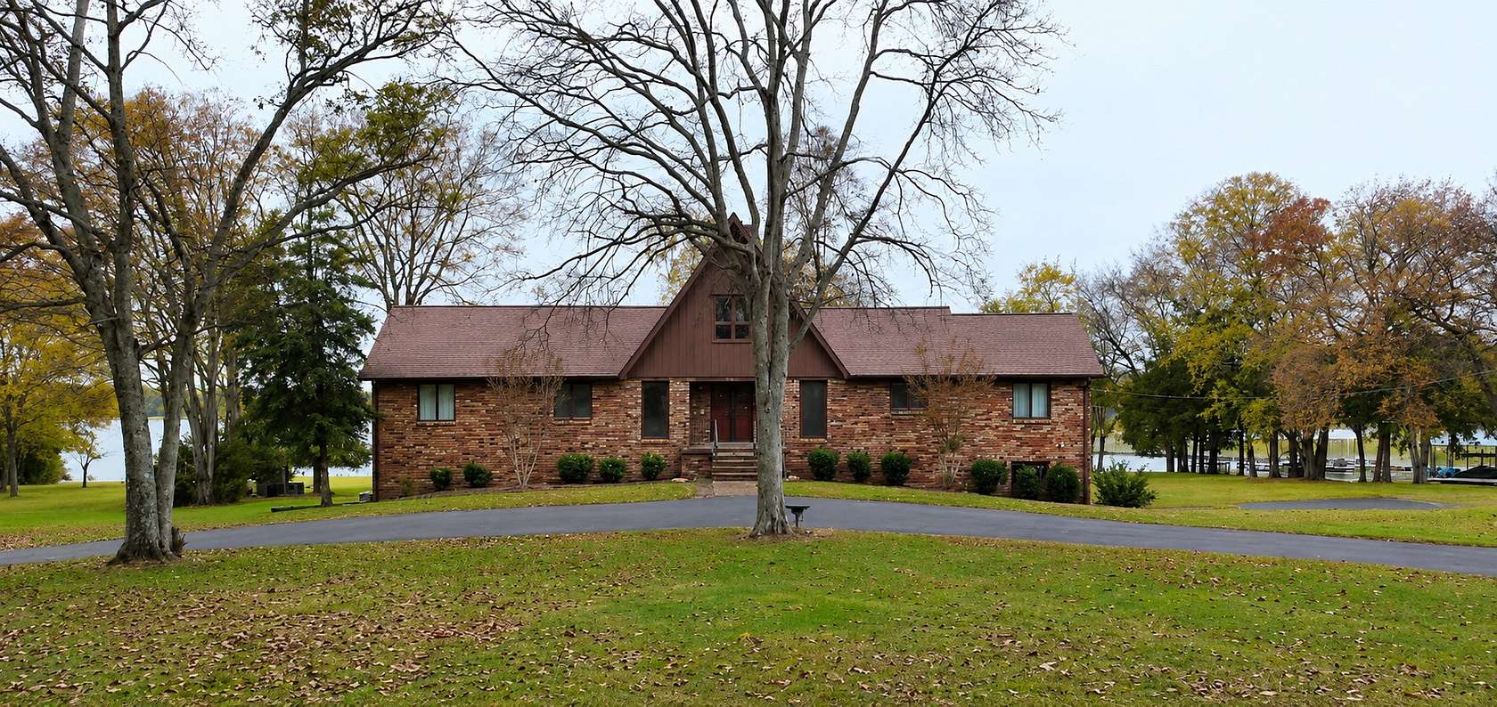 1.8 Acres of Land with Home for Sale in Hendersonville, Tennessee