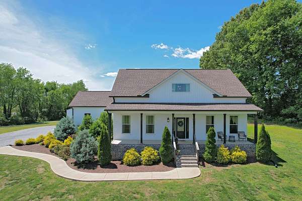 5.64 Acres of Land with Home for Sale in White House, Tennessee