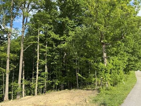 0.95 Acres of Residential Land for Sale in London, Kentucky