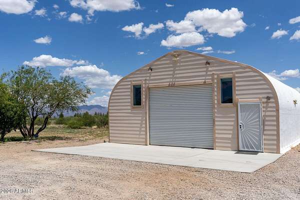 5 Acres of Land with Home for Sale in Hereford, Arizona