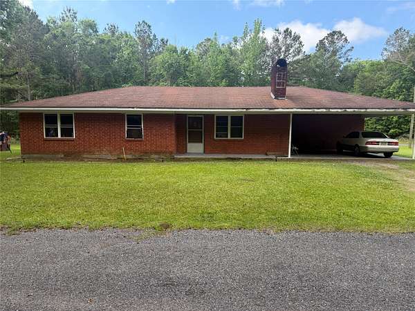 11.7 Acres of Land with Home for Sale in Jonesboro, Louisiana