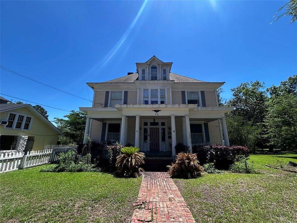 2.33 Acres of Land with Home for Sale in Center, Texas