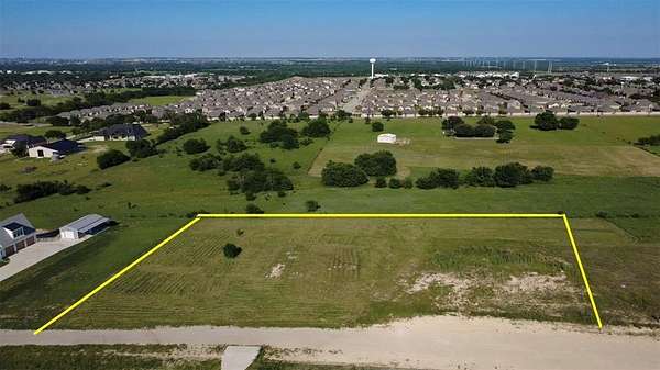 2 Acres of Residential Land for Sale in Justin, Texas