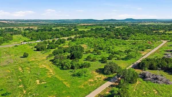 10 Acres of Recreational & Residential Land for Sale in Strawn, Texas